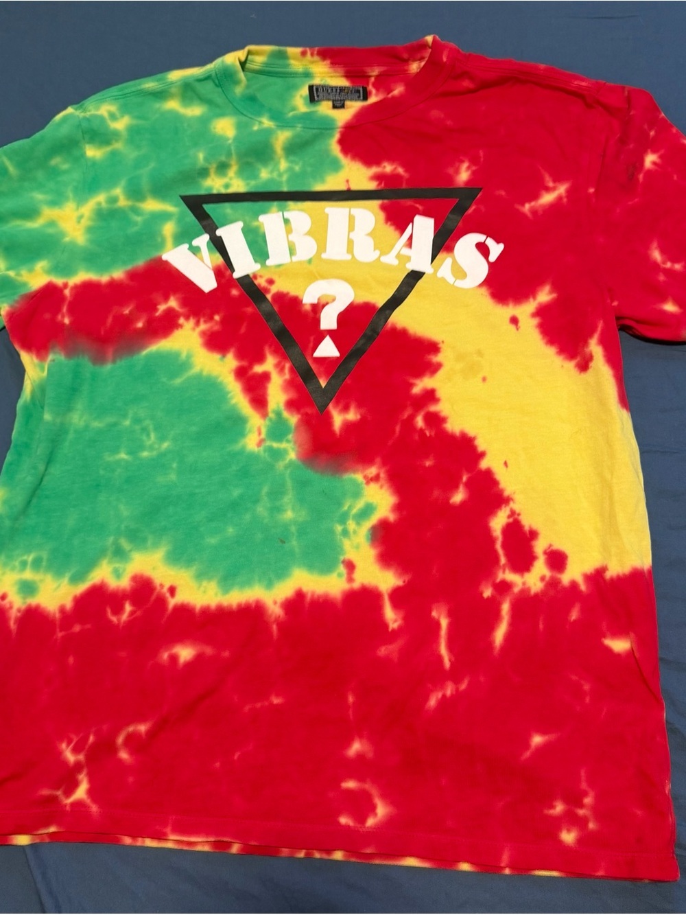 Guess VIBRAS Tie-Dye Tee — Red, Green & Yellow